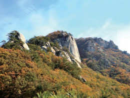 용화산